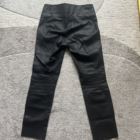 Sprwmn cropped leather pull on pant - Picture 6 of 6